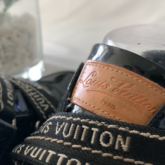 LOUIS VUITTON Black Patent Leather Trainers - Picture 13 of 16